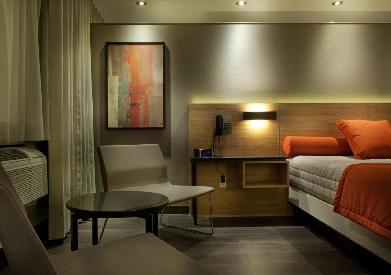 Ramada By Wyndham Laval Otel Dış mekan fotoğraf